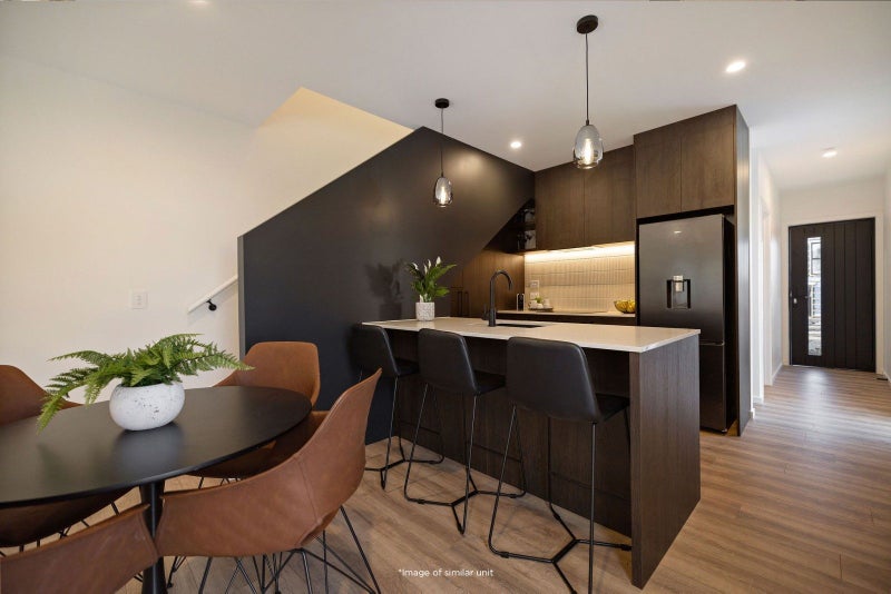 Big views, new build, prime location64461096158210110