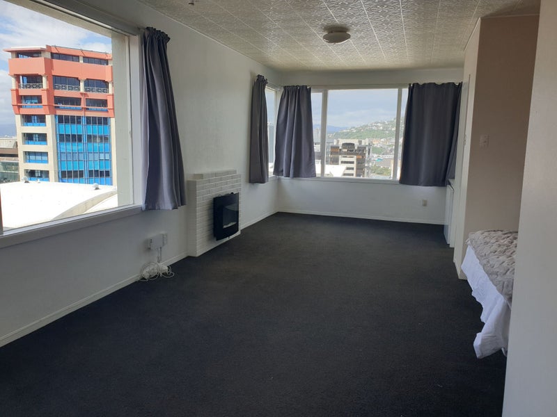 Aro Valley, Studio64461096022785113