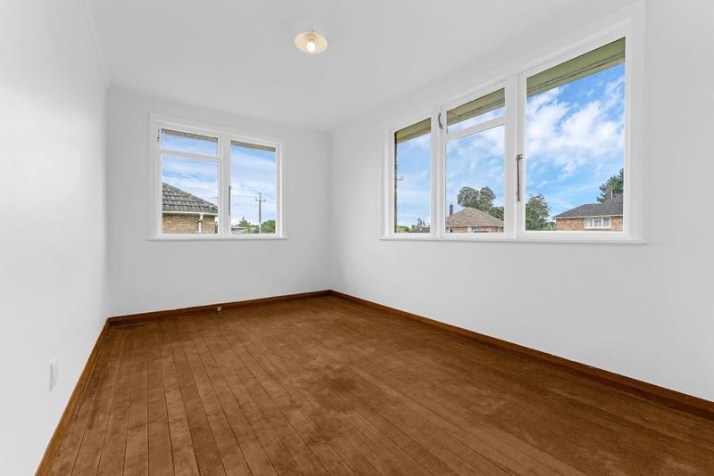 Brick & Tile with Rural Views64460987202561112