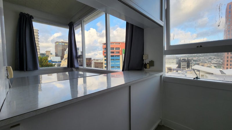 Aro Valley, Studio64461096022785110