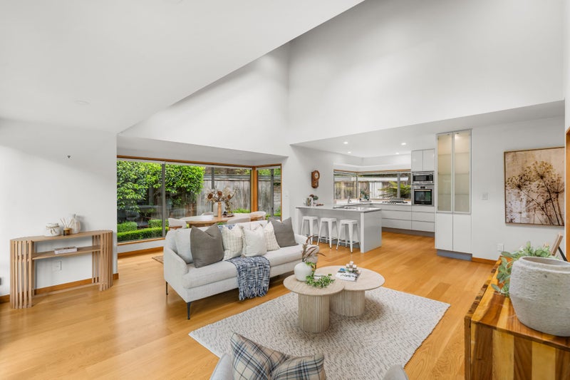 Welcome Home64461096004225114