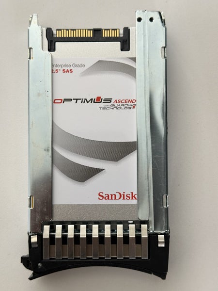 Sandisk 800GB Optimus Enterprise Grade 2.5" SAS Server SSD Carousel 2