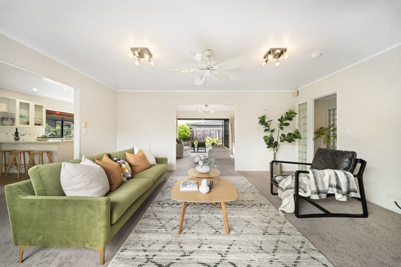 Admired From Afar, Exceptional Up Close64461096089474114