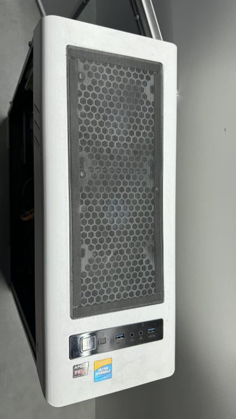 FAULTY - CUSTOM PC - TOWER Carousel 6