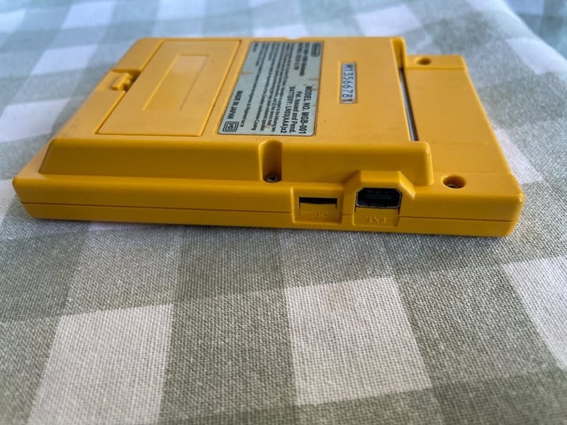 Nintendo Game Boy Pocket – Yellow – Excellent Condition + F-1 Race Game64461247156482112