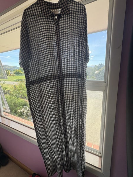 Studio Curve Dress Carousel 3