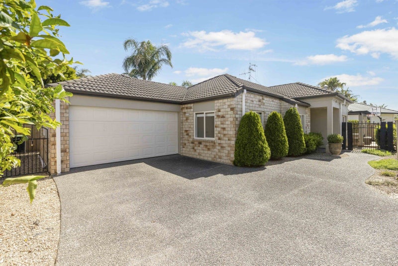 Lovingly updated, ready to simply enjoy64461192459523110