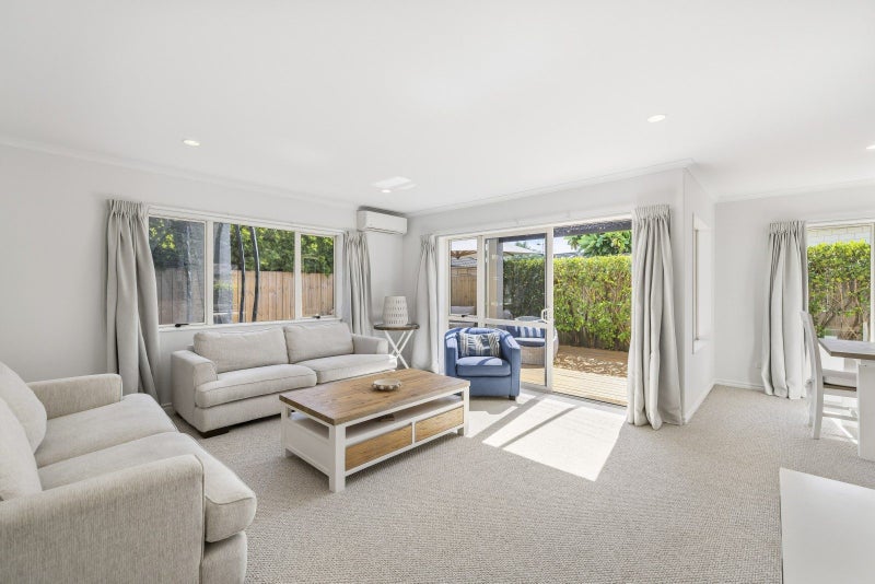 Lovingly updated, ready to simply enjoy64461192459523113