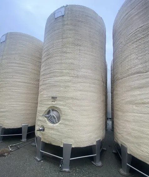 10 X 32,000L Stainless Wine Tanks (Insulated and refrigerated)64461302099329110