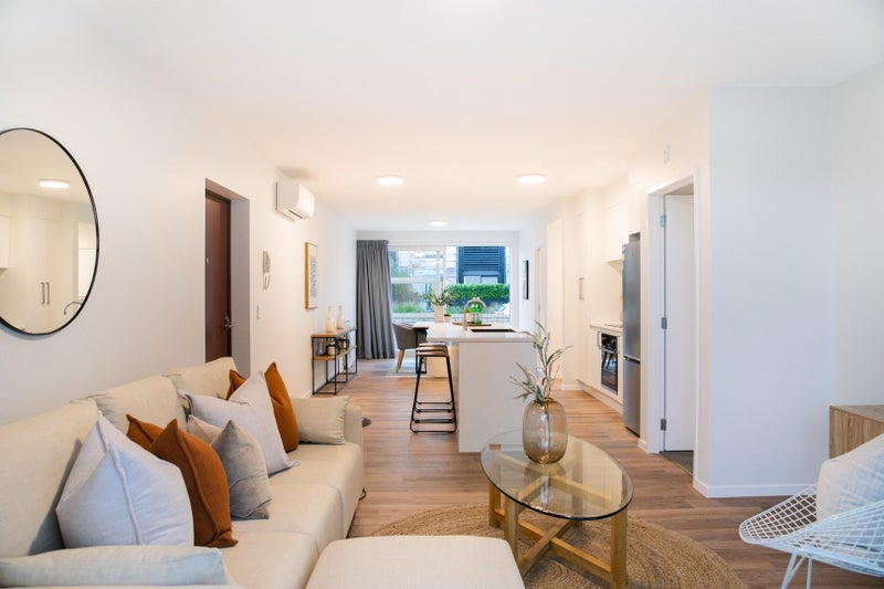 Hobsonville, 2 bedrooms64461288255746111