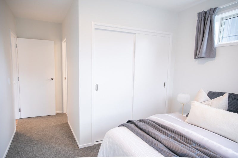 Hobsonville, 2 bedrooms64461288255746114