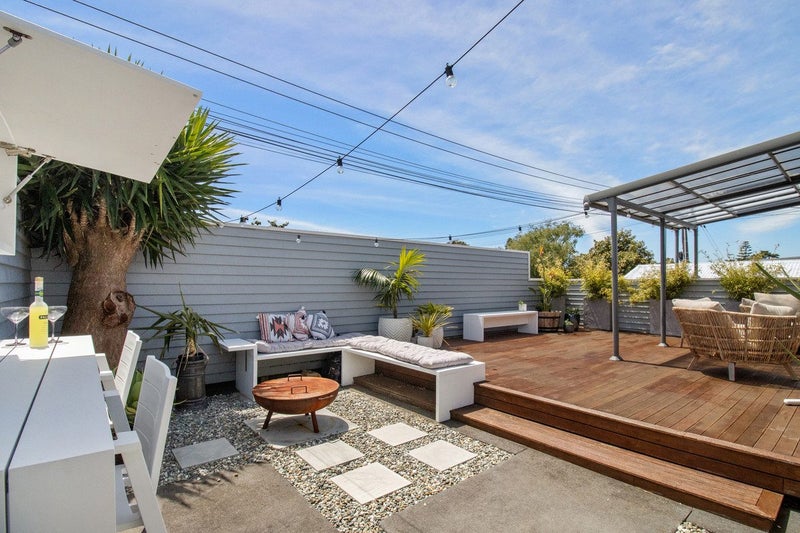 EFFORTLESS LIVING, SUN, STYLE - HEART OF WELBOURN64461423034754110