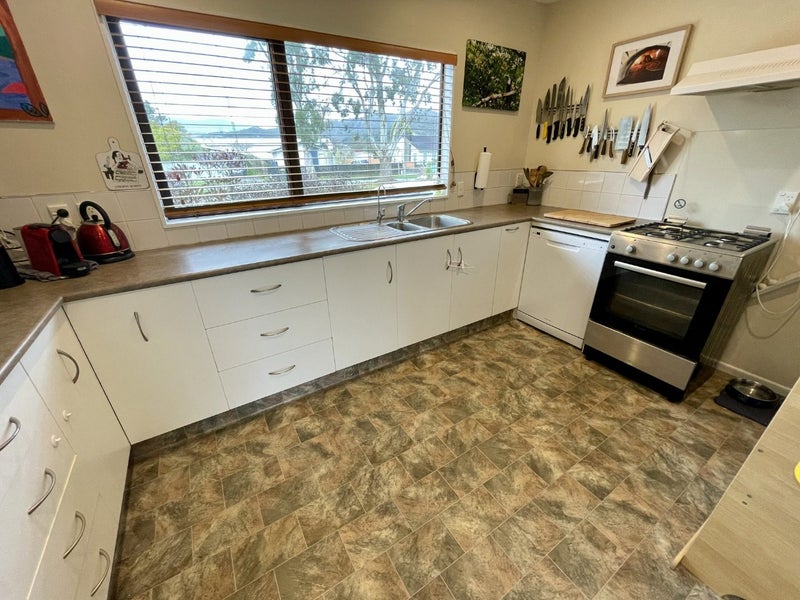 Wainuiomata, 4 bedrooms64461423088002113