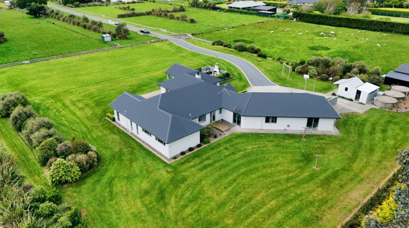 The statement64461635345282111