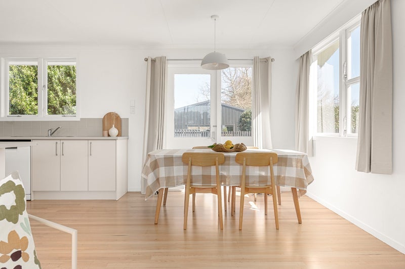 Sunshine and Soul? Smart Riverside Buying64461635301763112