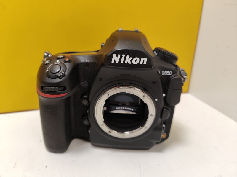 Nikon DSLR Camera D850 - With 24-70mm Lens - A13106364-1 Carousel 2