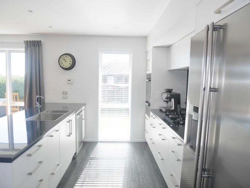 Wigram, 3 bedrooms64461635396098112