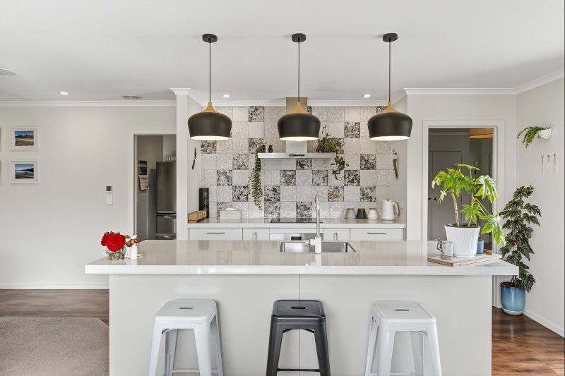 Welcoming, well loved, and wonderfully positioned64461738494723112