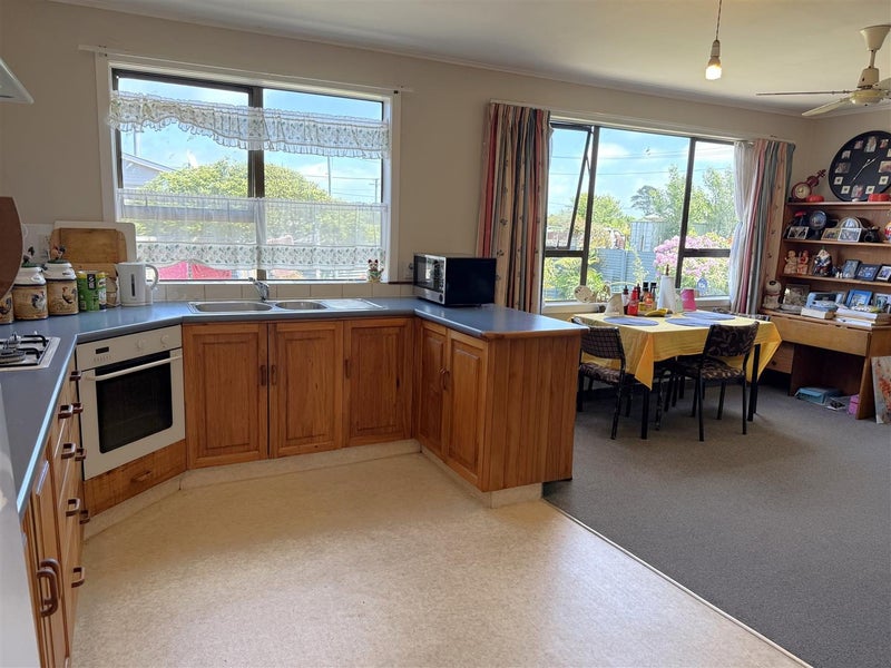 PRACTICAL LIVING WITH SPACIOUS GARGAE64461738667265112