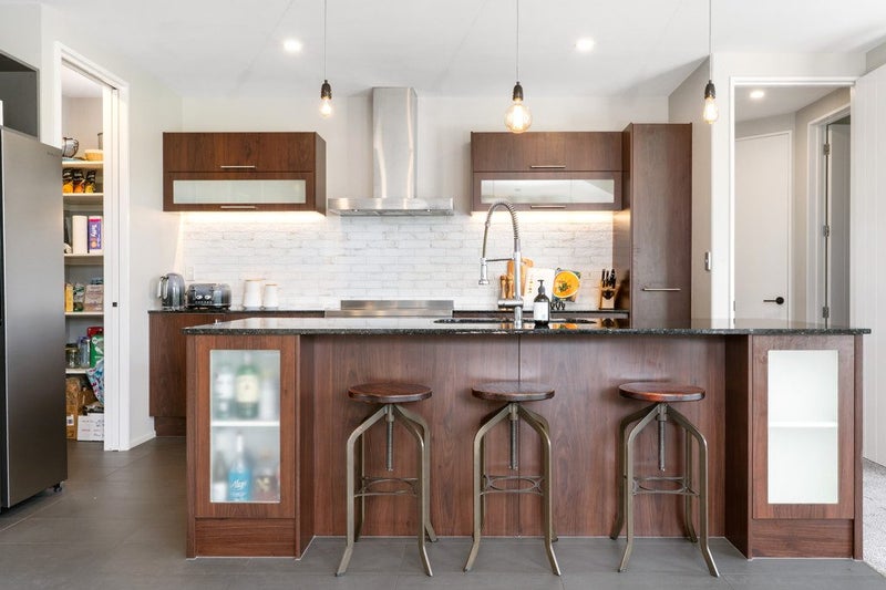 LIVE A PEACEFUL LIFESTYLE!64461944713985114