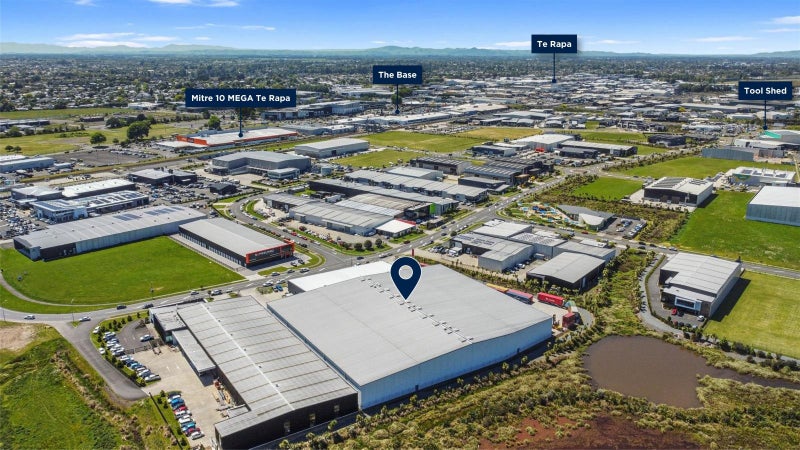 A Rare Large-Scale Distribution Facility64473127542785112