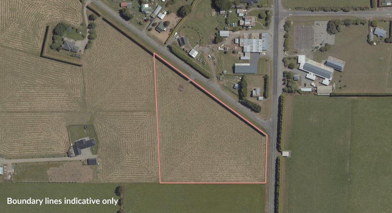 1.7 Ha Lifestyle Section With Power!64462136879362111