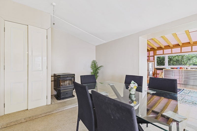 Opportunity knocks with clear instructions to 'SEL64462041141379114