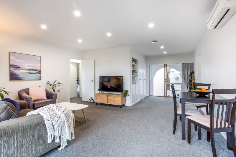 First Step or Relaxed Retirement64462136930305114