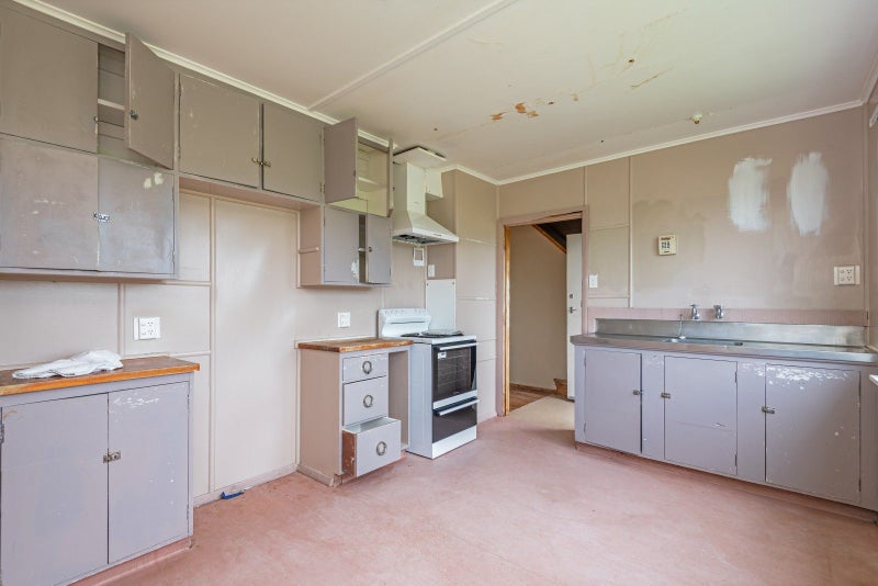 Two duplex units with huge potential64469508030337113