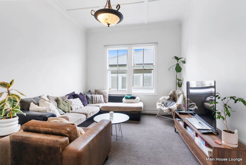 Character, Charm & Income on a Full Site64462231564289113