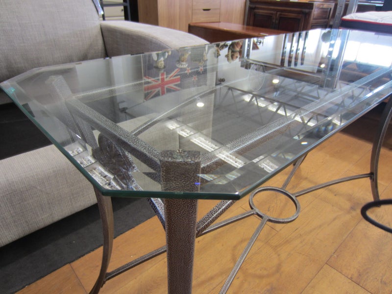 Glass Console Carousel 7