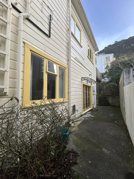 Thorndon, 2 bedrooms64462436338435112