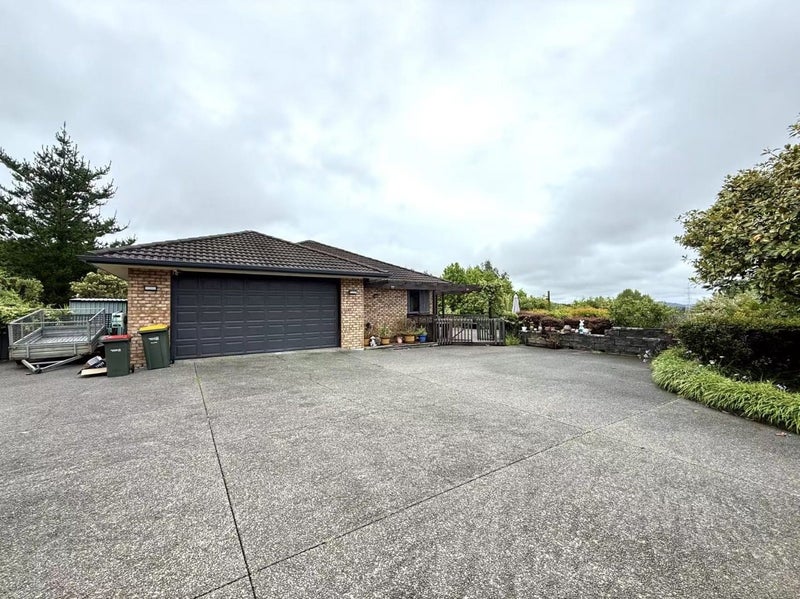 Kumeu, 4 bedrooms64462436356098114