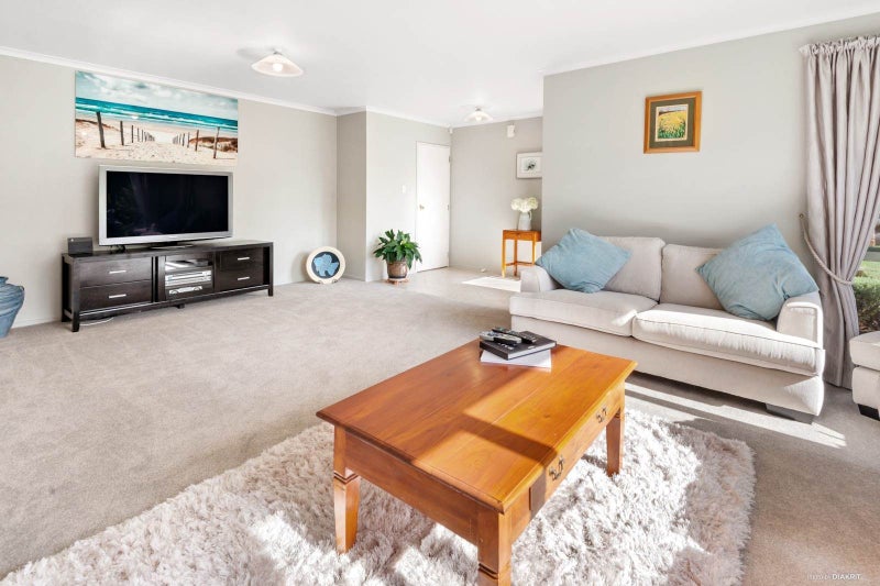 Orewa, 4 bedrooms64462436371969113