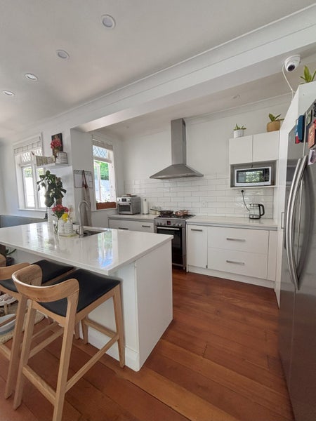 Island Bay, 3 bedrooms64462874617858111