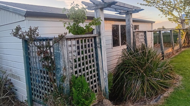 Strathern, 3 bedrooms64462834082562112