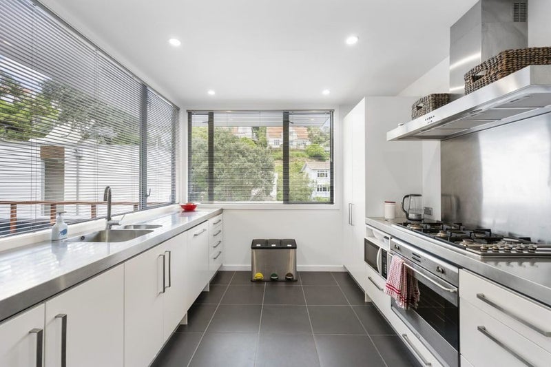 Kelburn, 3 bedrooms64462943658498114