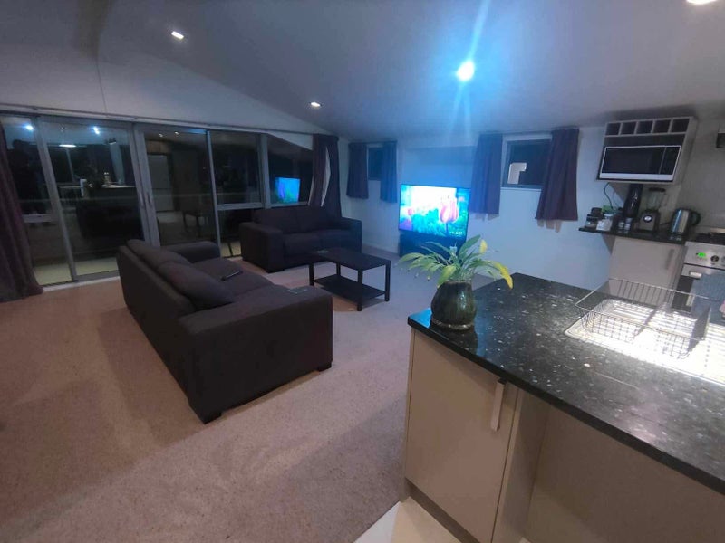 Hillsborough, 4 bedrooms64618831715331114