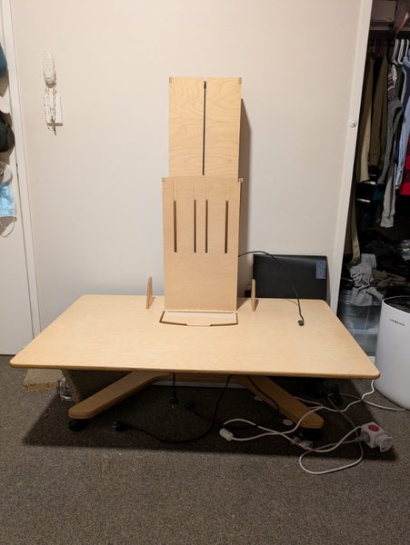 Limber Table Linear (Large) Carousel 1