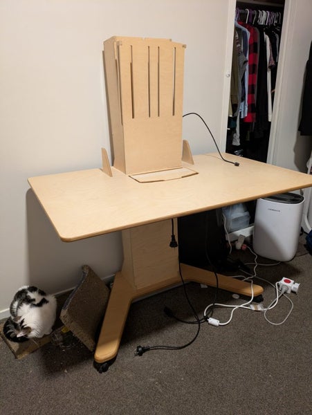 Limber Table Linear (Large) Carousel 6