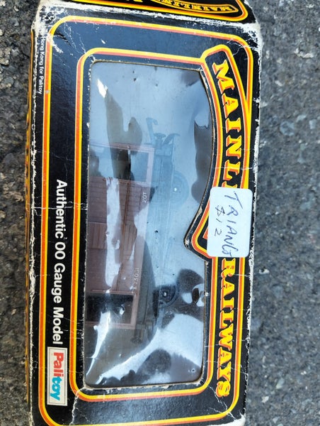 Train model set64464300817667110