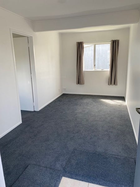 Point Chevalier, 2 bedrooms64464328916355112