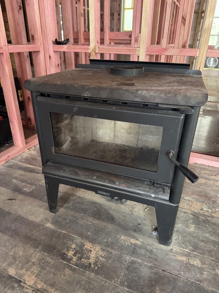 Free standing Masport fire place (used) Carousel 1