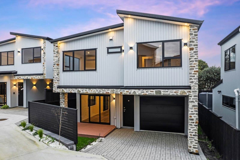 Brand New Standalone Home with Parking!64472317421699111