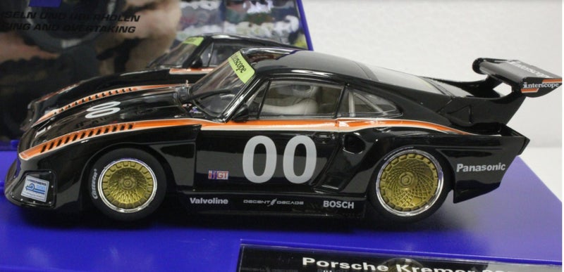 Carrera Digital 1:32 Porsche 935 Carousel 1