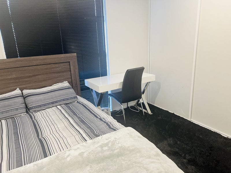 Waltham, 2 bedrooms64469437833218111