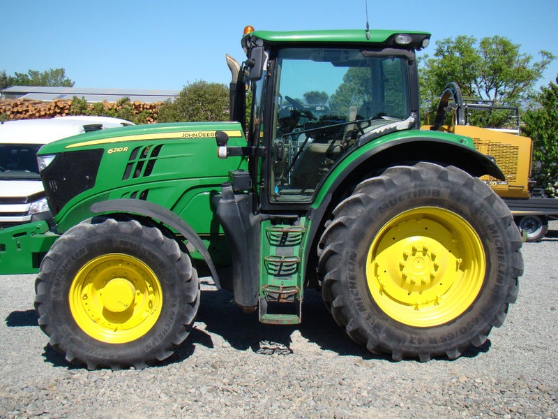 2014 John Deere 6210R Carousel 2
