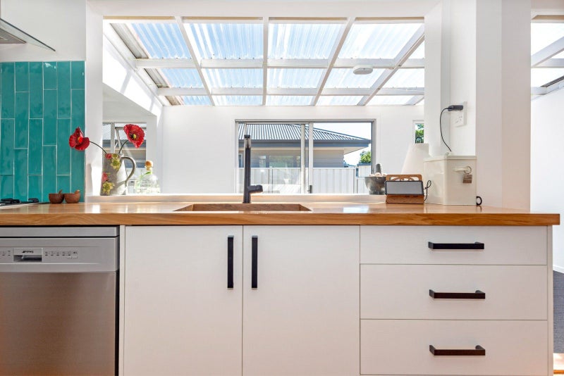 Sun-Soaked Home Just Minutes From The Beach!64469703748867114