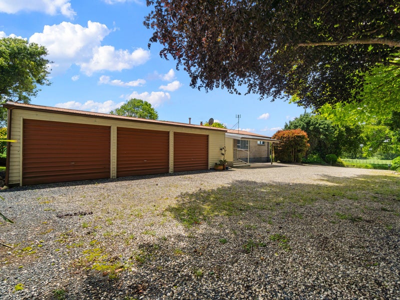 Triple the Garage, Double the Views64469899293699112