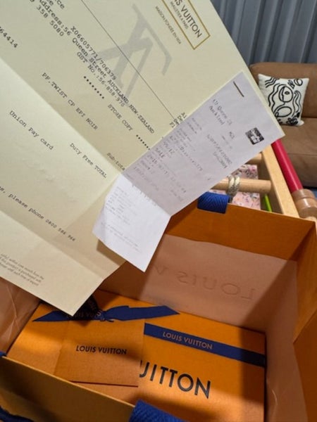 Louis Vuitton Black Twist Compact Wallet64469926965121113